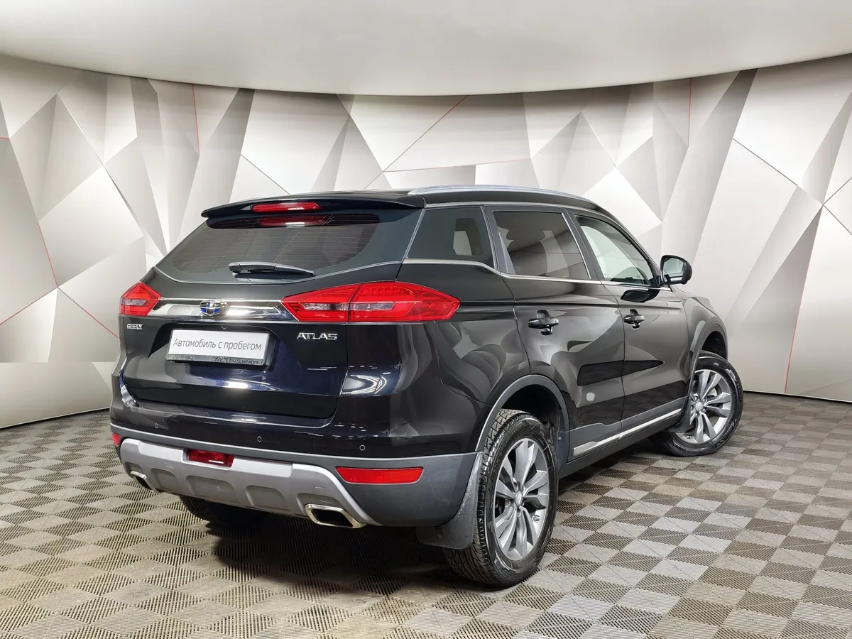 Geely Atlas 2.4 AT (148 л.с.) Comfort Черный в АВИЛОН. Слайд №2