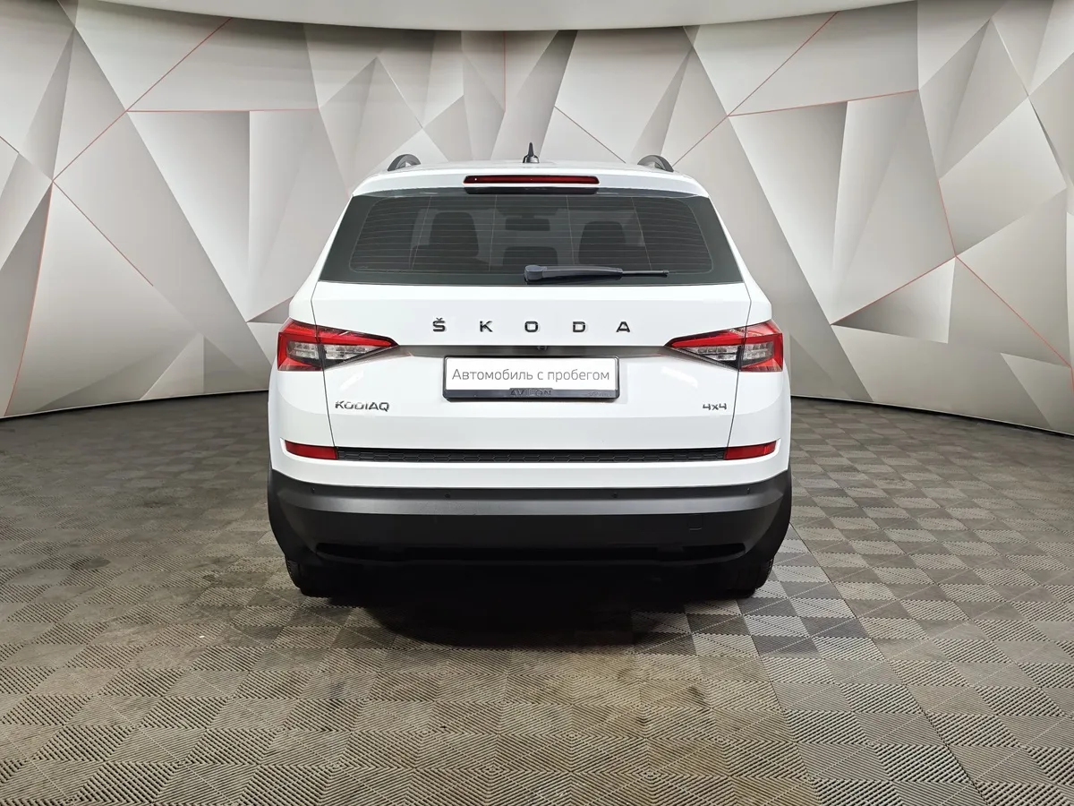 Skoda Kodiaq 1.4 TSI DSG 4X4 (150 л.с.) Белый в АВИЛОН. Слайд №8