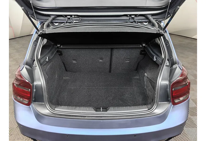 BMW 1 серия 116i AT (136 л.с.) Синий в АВИЛОН. Слайд №9