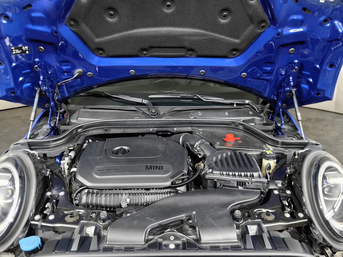 MINI 3 двери Cooper S 2.0 AMT (192 л.с.) Синий в АВИЛОН. Слайд №10