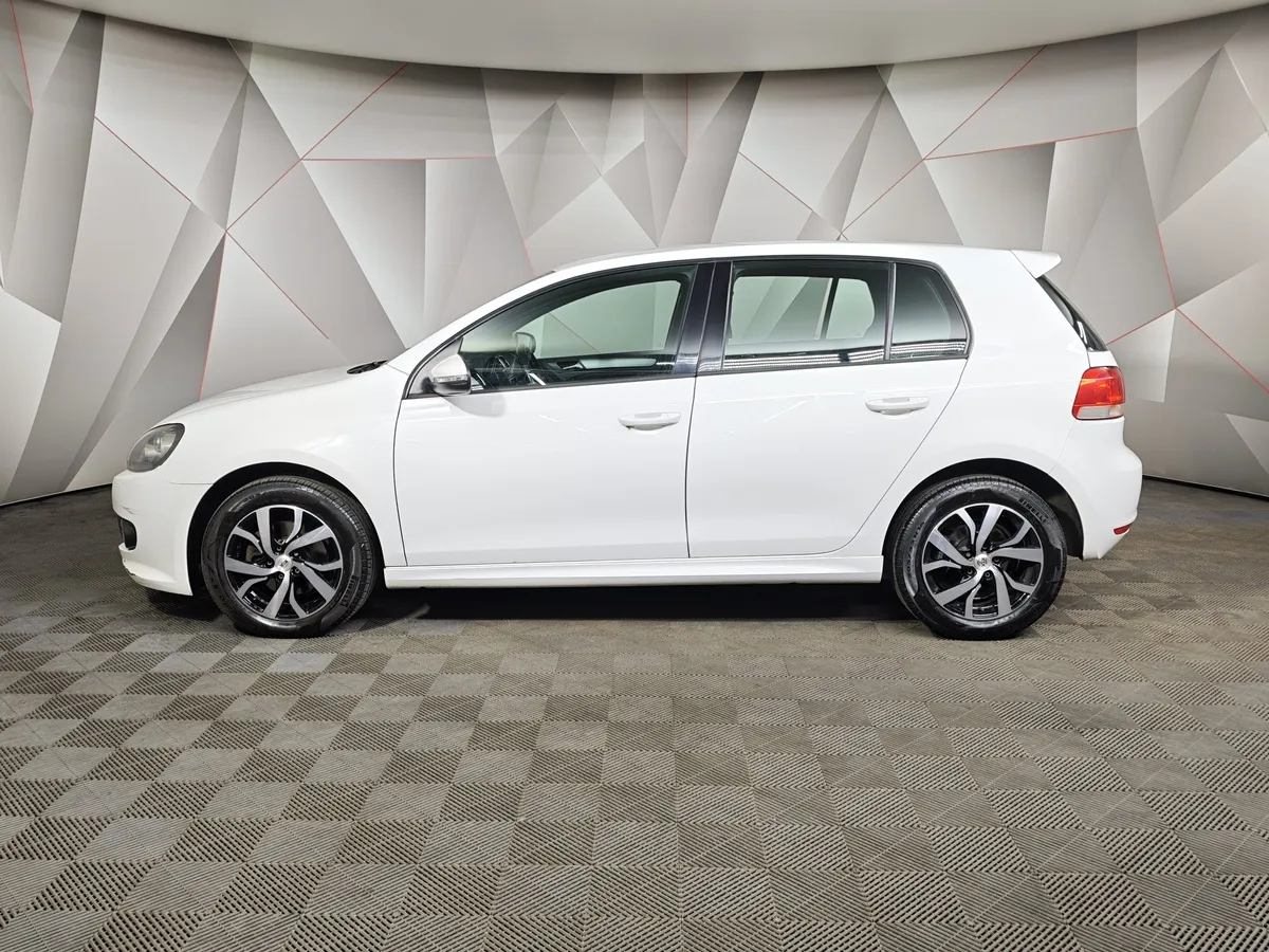 Volkswagen Golf 1.4 TSI MT (122 л.с.) Highline Белый в АВИЛОН. Слайд №5
