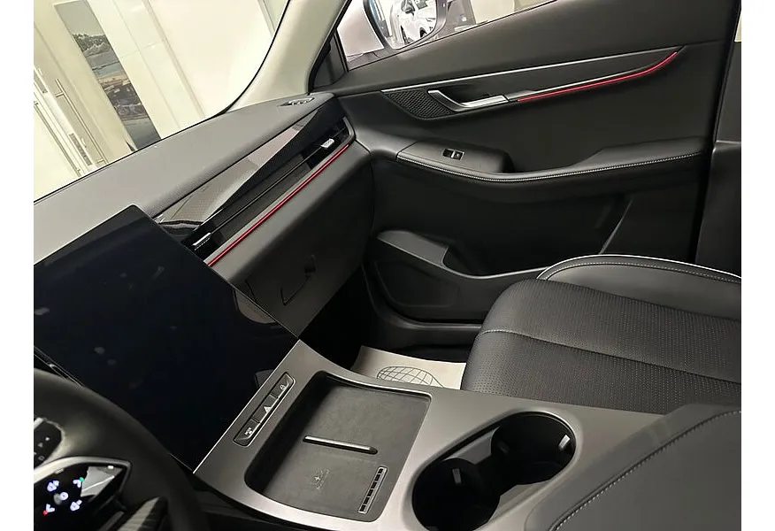 JAECOO J6 1.5T DCT 2WD (147 л.с.) Престиж Серый в АВИЛОН. Слайд №4