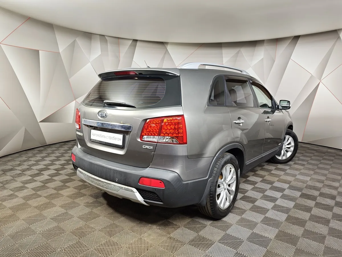 Kia Sorento 2.2 CRDi AT AWD (200 л.с.) Серый в АВИЛОН. Слайд №2