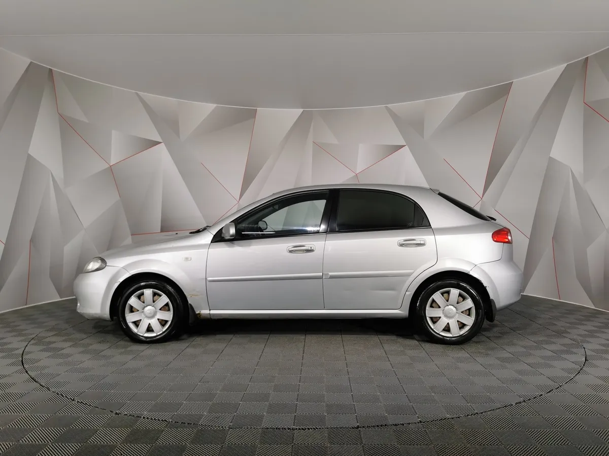 Chevrolet Lacetti 1.6 MT (109 л.с.) Platinum Серебристый в АВИЛОН. Слайд №5