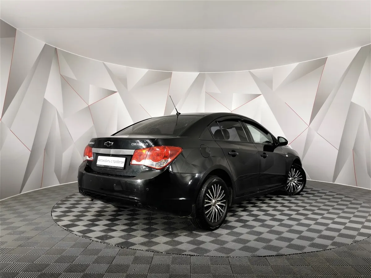 Chevrolet Cruze 1.8 AT (141 л.с.) в АВИЛОН. Слайд №2