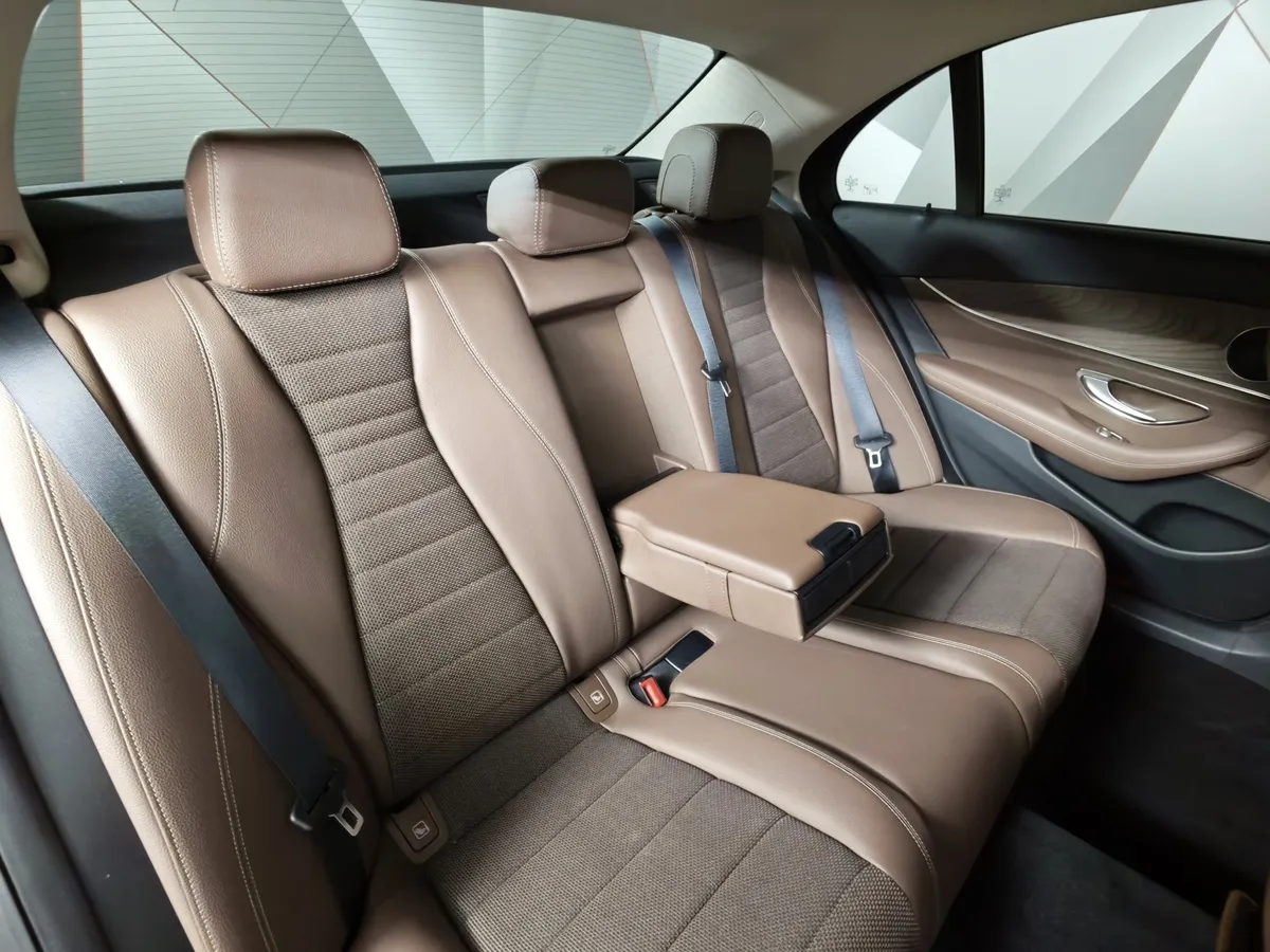 Mercedes-Benz E-Класс E 220 d 4MATIC 9G-TRONIC (194 л.с.) Premium (Локальная сборка) Серый в АВИЛОН. Слайд №16