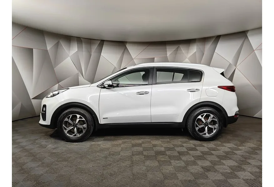Kia Sportage 2.0 MPI AT 4WD (150 л.с.) Luxe Белый в АВИЛОН. Слайд №5