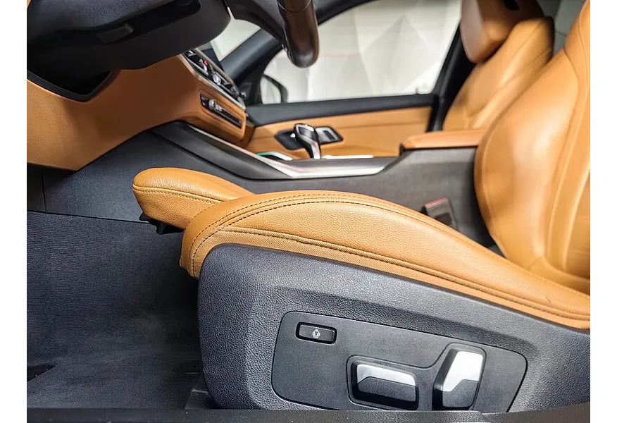 BMW 3 серия 320d xDrive (190 л.с.) M Sport Pro Синий в АВИЛОН. Слайд №19