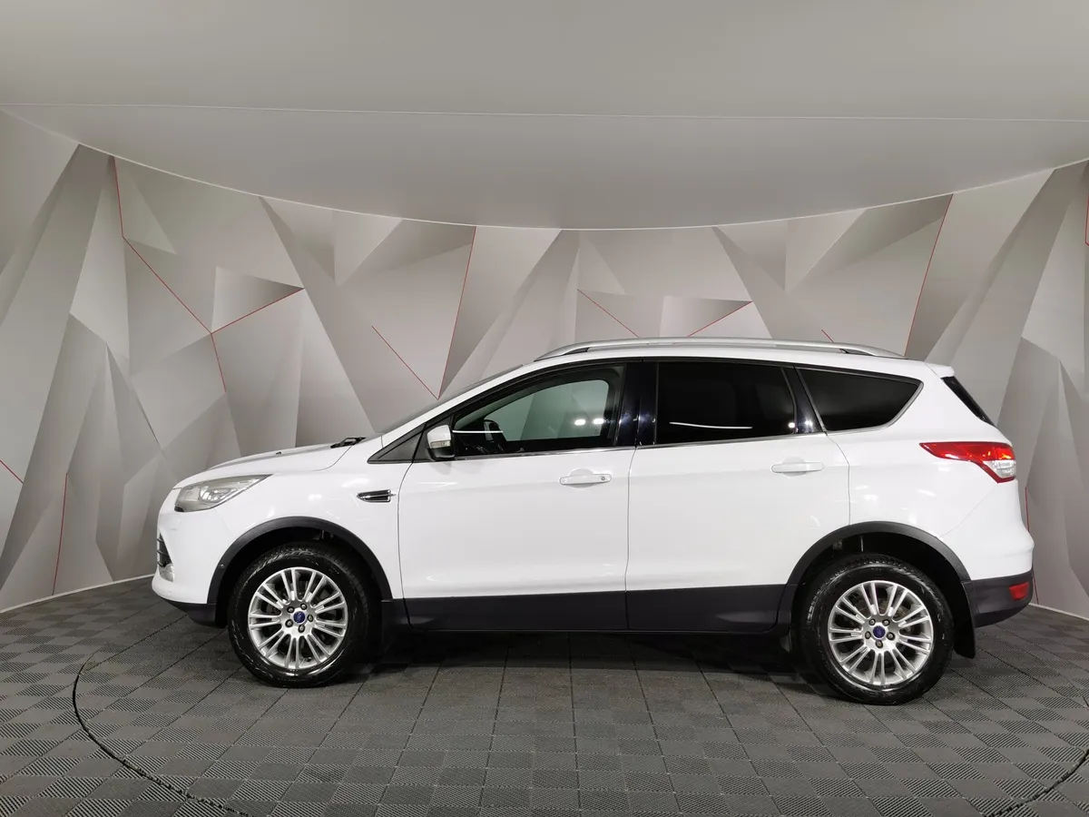 Ford Kuga 1.6 EcoBoost AT AWD (150 л.с.) Titanium Белый в АВИЛОН. Слайд №5