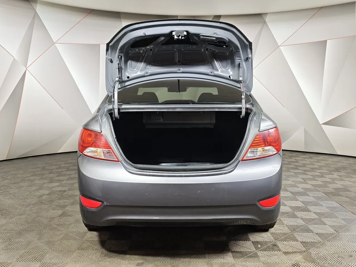 Hyundai Solaris 1.4 MT (100 л.с.) Active Plus Серый в АВИЛОН. Слайд №10