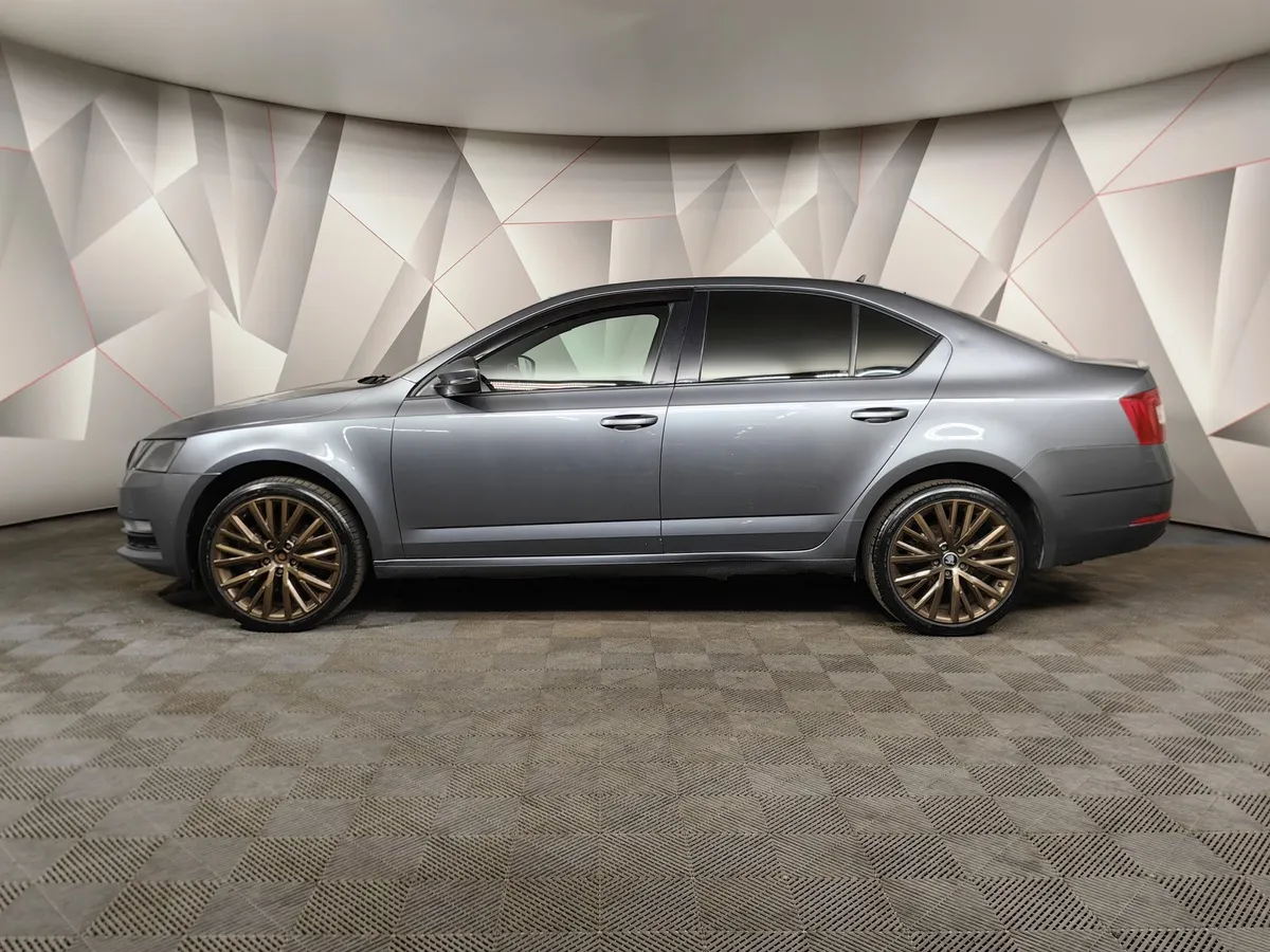 Skoda Octavia 1.8 TSI DSG (180 л.с.) Серый в АВИЛОН. Слайд №5