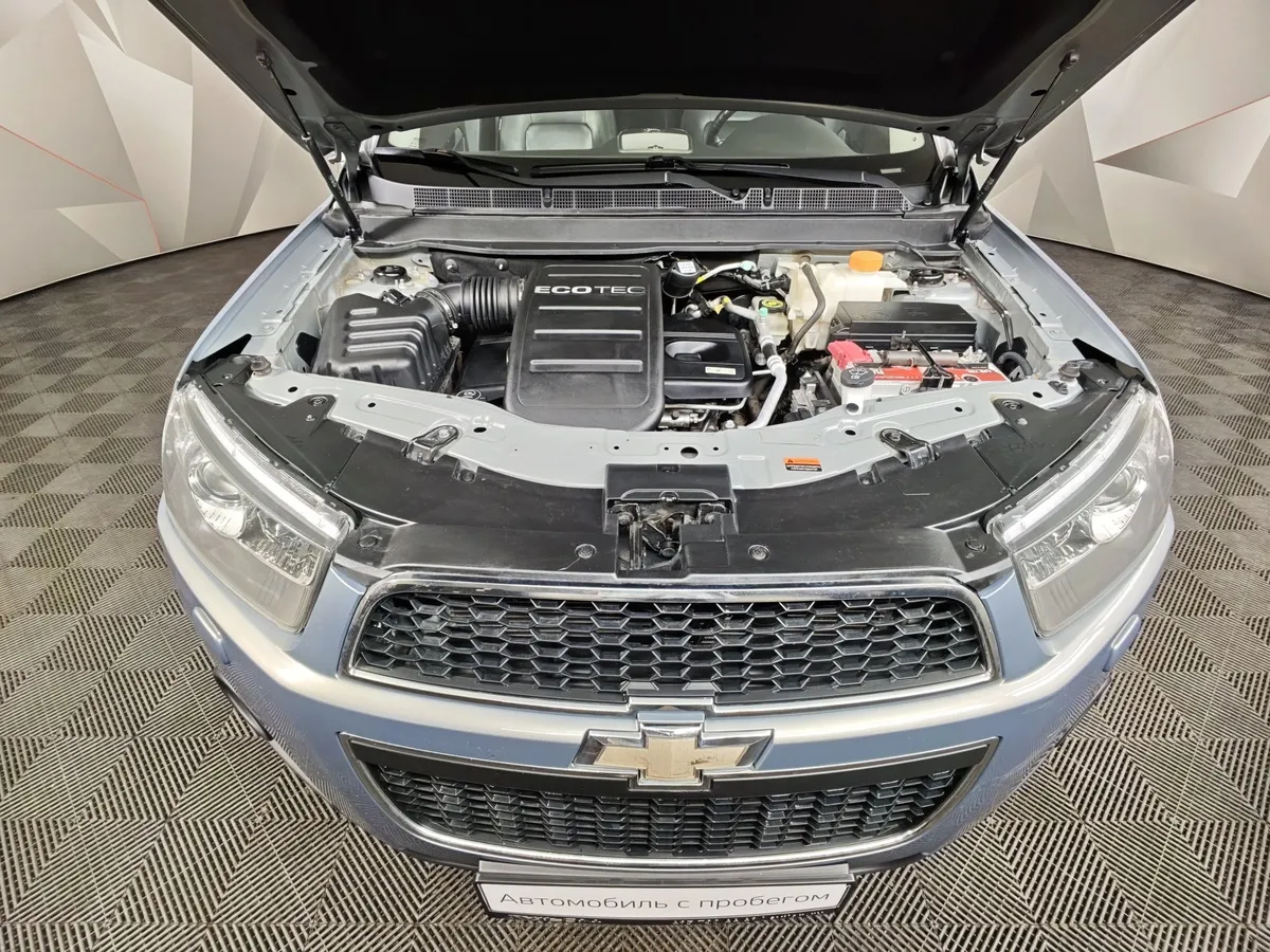 Chevrolet Captiva 2.4 MT (5 мест) (167 л.с.) LT Серый в АВИЛОН. Слайд №11