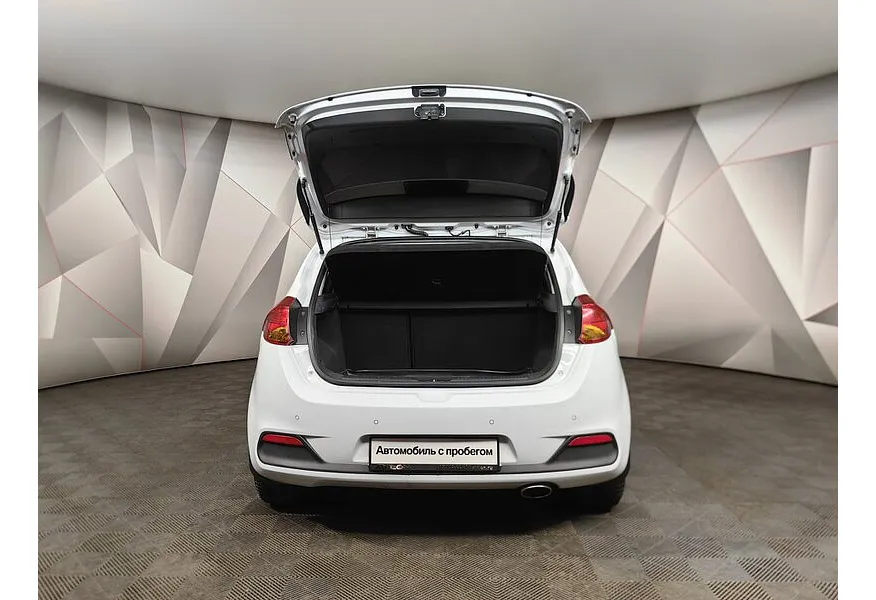 Kia Ceed 1.6 CRDi AT (115 л.с.) Белый в АВИЛОН. Слайд №12