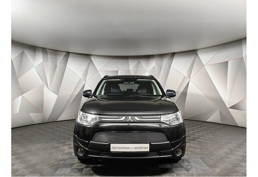 Mitsubishi Outlander 2.4 CVT 4WD (167 л.с.) Черный в АВИЛОН. Слайд №7