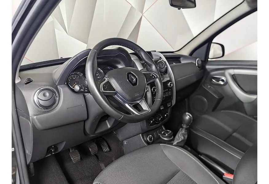 Renault Duster 1.5 dCI MT 4WD (110 л.с.) Черный в АВИЛОН. Слайд №19