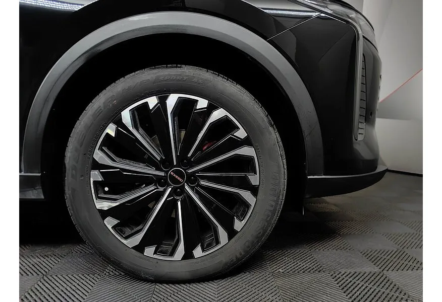 АВИЛОН - EXEED RX 2.0T DCT 4WD (249 л.с.) Platinum Черный - slide 13