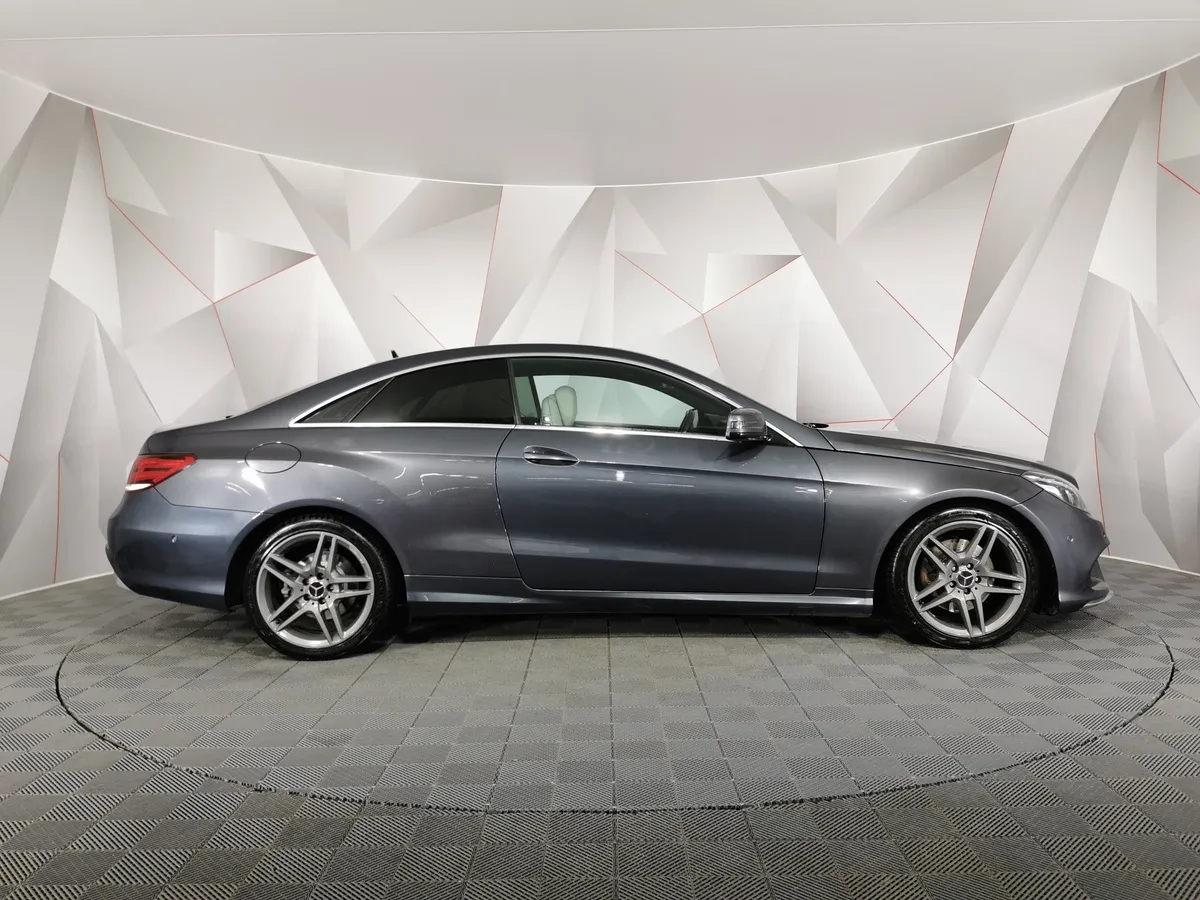 Mercedes-Benz E-Класс E 200 T BlueEfficiency 7G-Tronic Plus (184 л.с.) Серый в АВИЛОН. Слайд №6