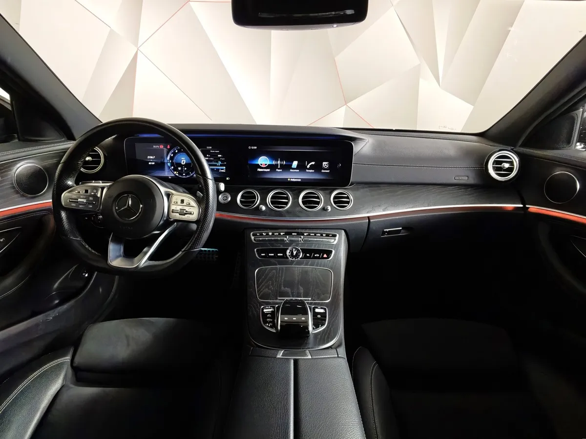 Mercedes-Benz E-Класс E 200 4MATIC 9G-TRONIC (184 л.с.) Sport Черный в АВИЛОН. Слайд №14