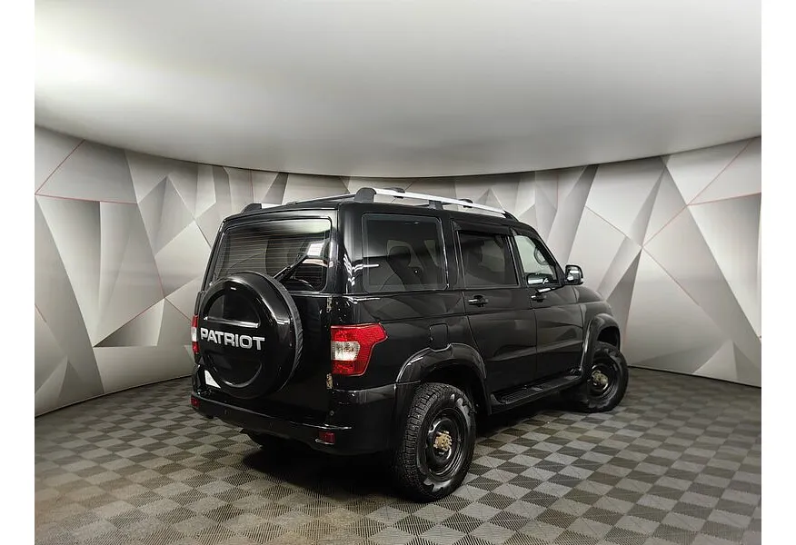 УАЗ Patriot 2.7 AT 4WD (150 л.с.) Оптимум Черный в АВИЛОН. Слайд №2