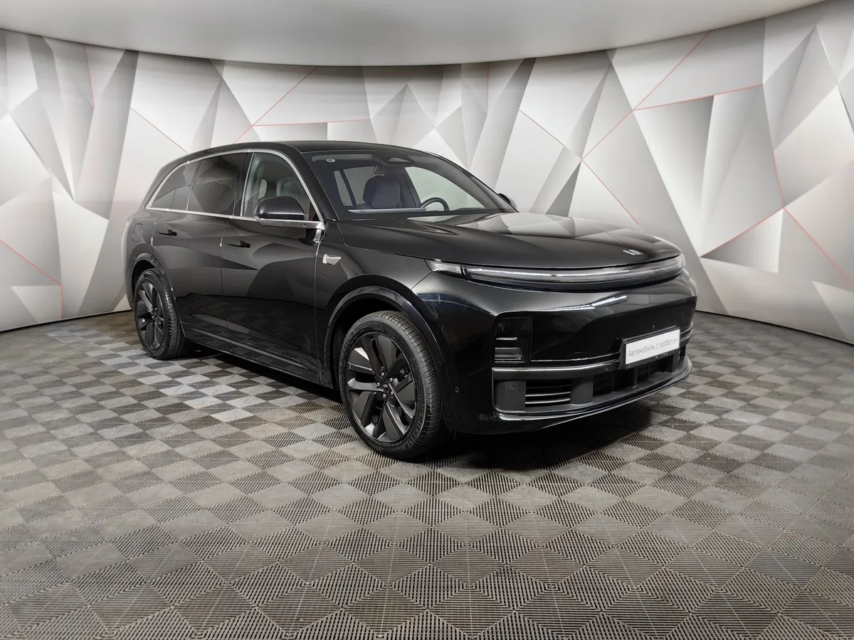 Li Auto L7 1.5 AT 4WD (449 л.с.) Pro Черный в АВИЛОН. Слайд №3