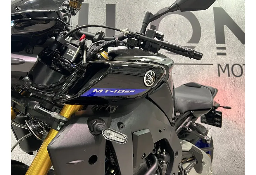Yamaha MT-10 998 см³ (167 л.с.) (167) 998 Серый в АВИЛОН. Слайд №12