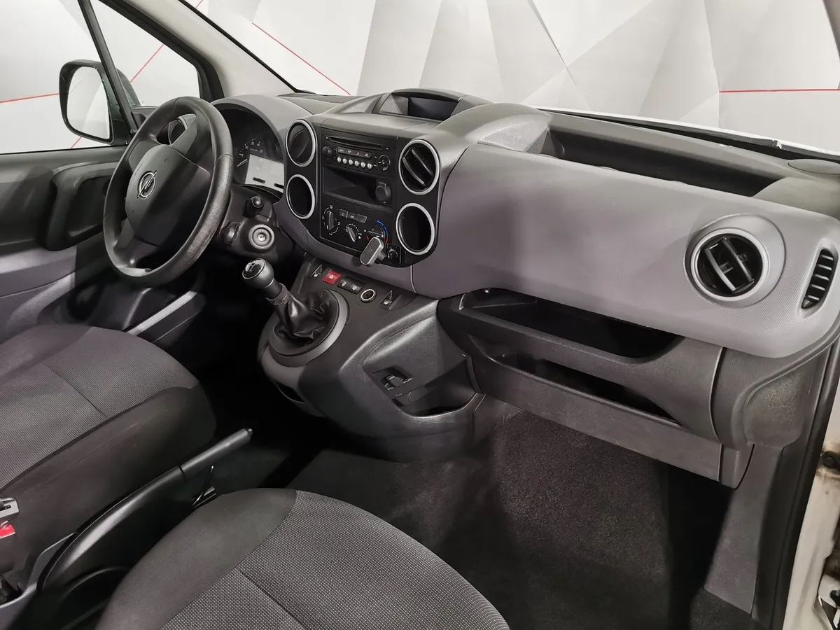 Opel Combo 1.4 MT (90 л.с.) Белый в АВИЛОН. Слайд №12