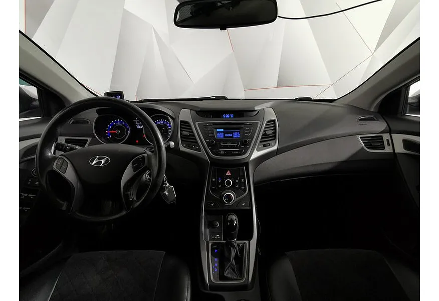 АВИЛОН - Hyundai Elantra 1.6 AT (128 л.с.) Active Белый - slide 9