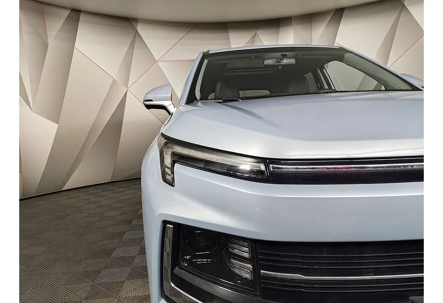 LIVE. Слайд №17