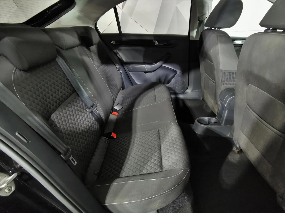 Skoda Rapid 1.4 TSI DSG (125 л.с.) Active Черный в АВИЛОН. Слайд №15