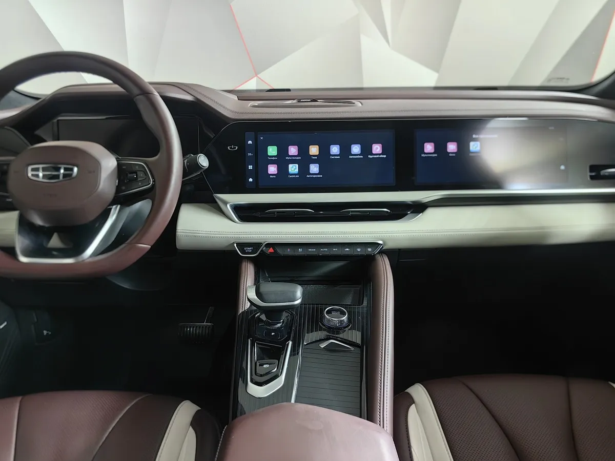 Geely Monjaro 2.0T 8AT 4WD (238 л.с.) Flagship Белый в АВИЛОН. Слайд №15