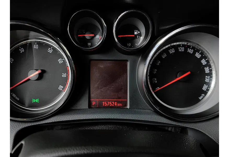 Opel Mokka 1.8 AT AWD (140 л.с.) Cosmo Красный в АВИЛОН. Слайд №16 Opel Mokka 1.8 AT AWD (140 л.с.) Cosmo Красный в АВИЛОН. Слайд №16