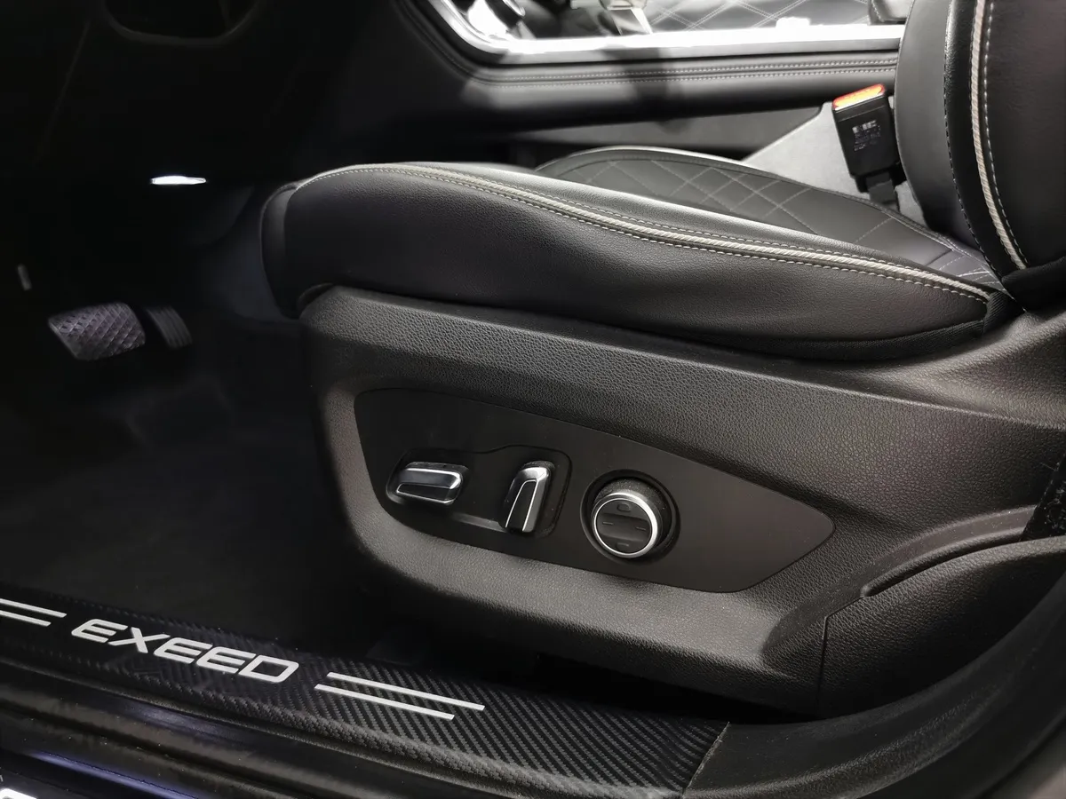EXEED VX 2.0 AMT AWD (249 л.с.) President Фиолетовый в АВИЛОН. Слайд №20