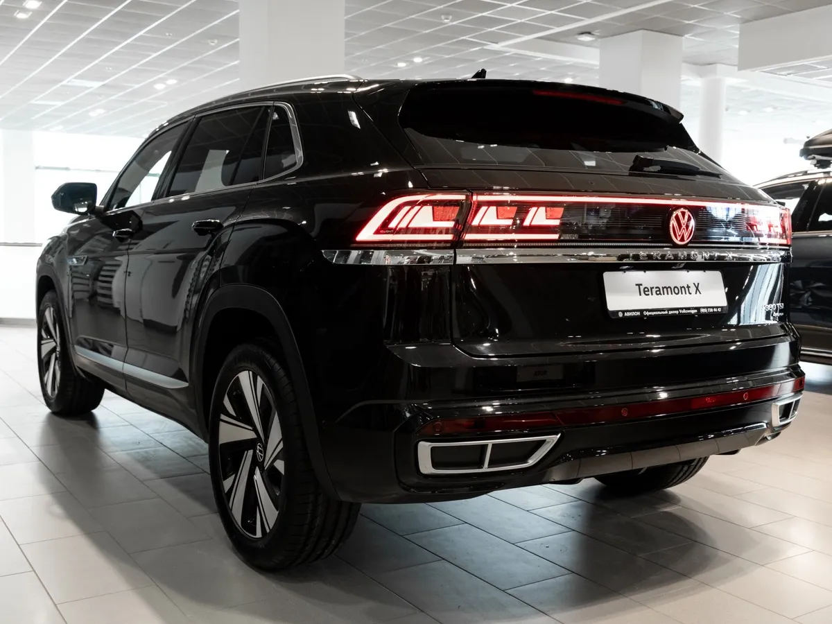 Volkswagen Teramont X 2.0 7DSG AWD (220 л.с.) Черный в АВИЛОН. Слайд №5