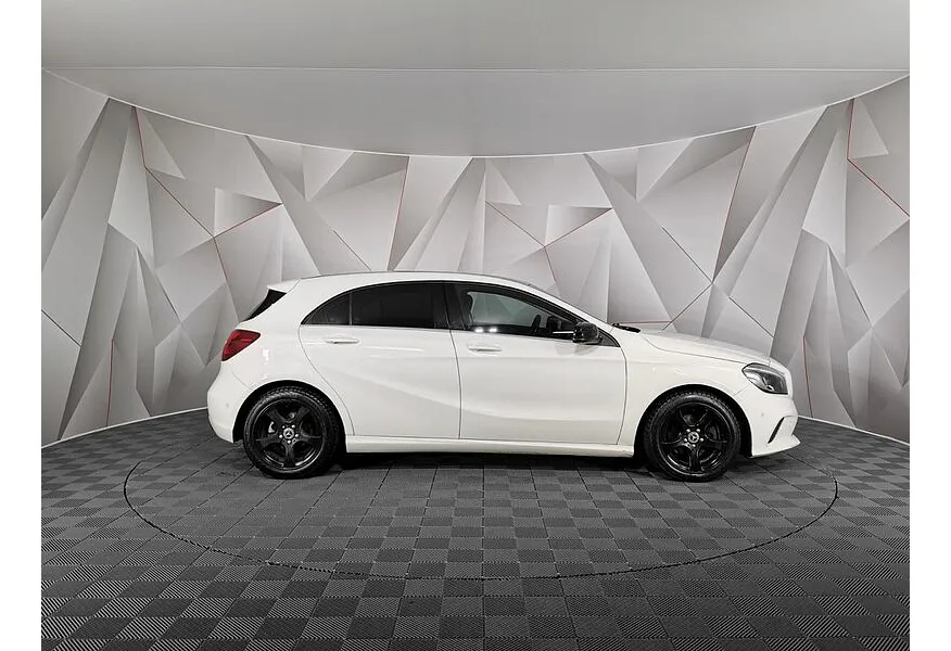 Mercedes-Benz A-Класс A 180 7G-DCT (122 л.с.) Особая серия Белый в АВИЛОН. Слайд №6 Mercedes-Benz A-Класс A 180 7G-DCT (122 л.с.) Особая серия Белый в АВИЛОН. Слайд №6