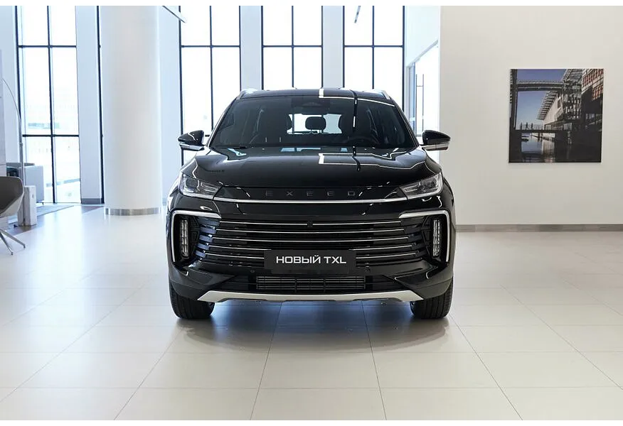 EXEED TXL 2.0 8AT AWD (197 л.с.) Flagship IOV Черный в АВИЛОН. Слайд №3