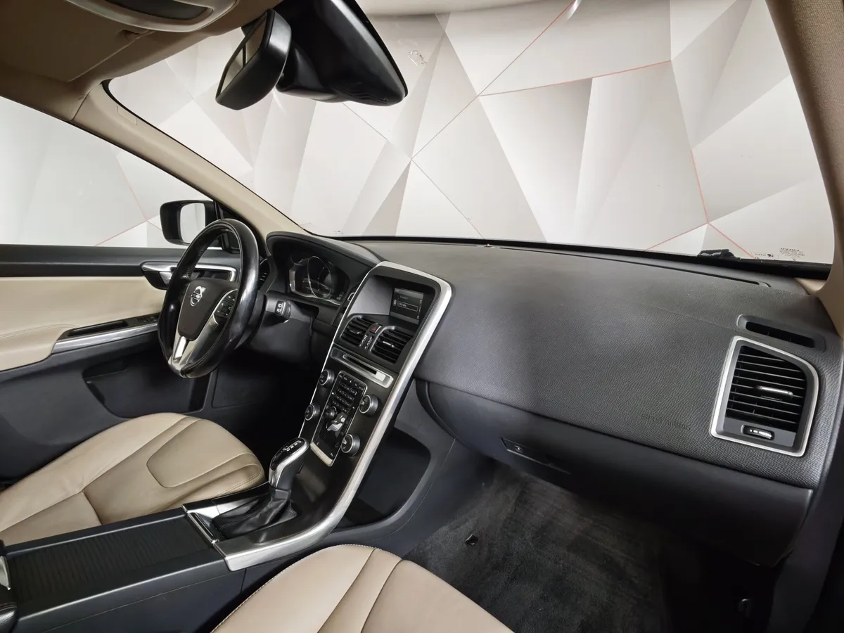 Volvo XC60 2.4 D4 Geartronic AWD (181 л.с.) Красный в АВИЛОН. Слайд №12