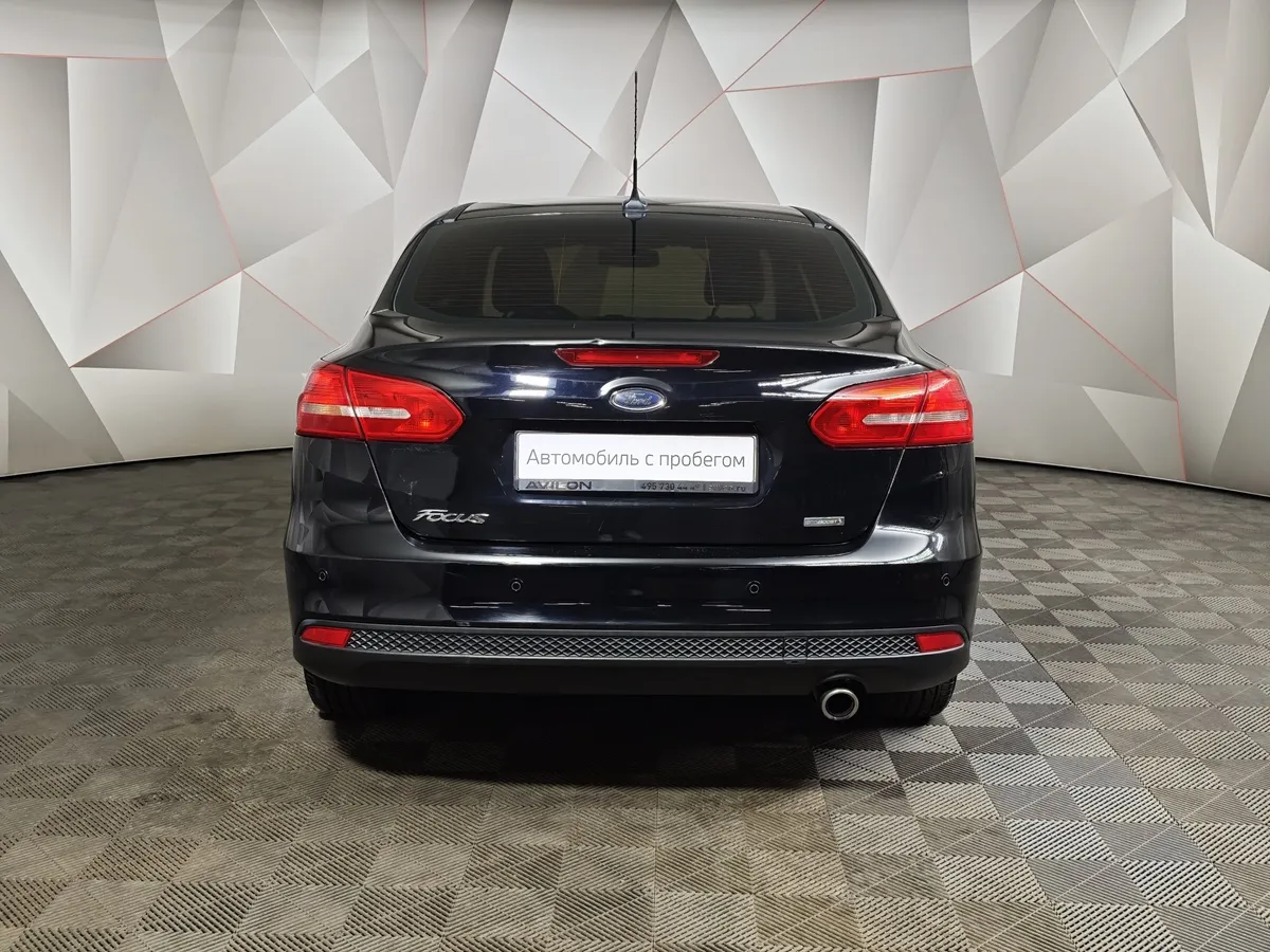 Ford Focus 1.5 EcoBoost AT (150 л.с.) Titanium Черный в АВИЛОН. Слайд №8