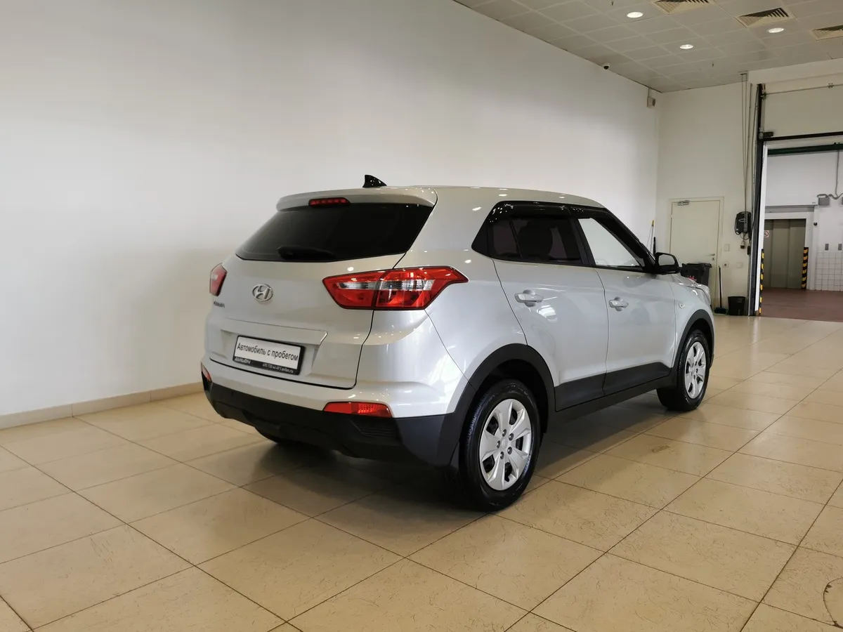 Hyundai Creta 1.6 AT (123 л.с.) Active Серебристый в АВИЛОН. Слайд №2