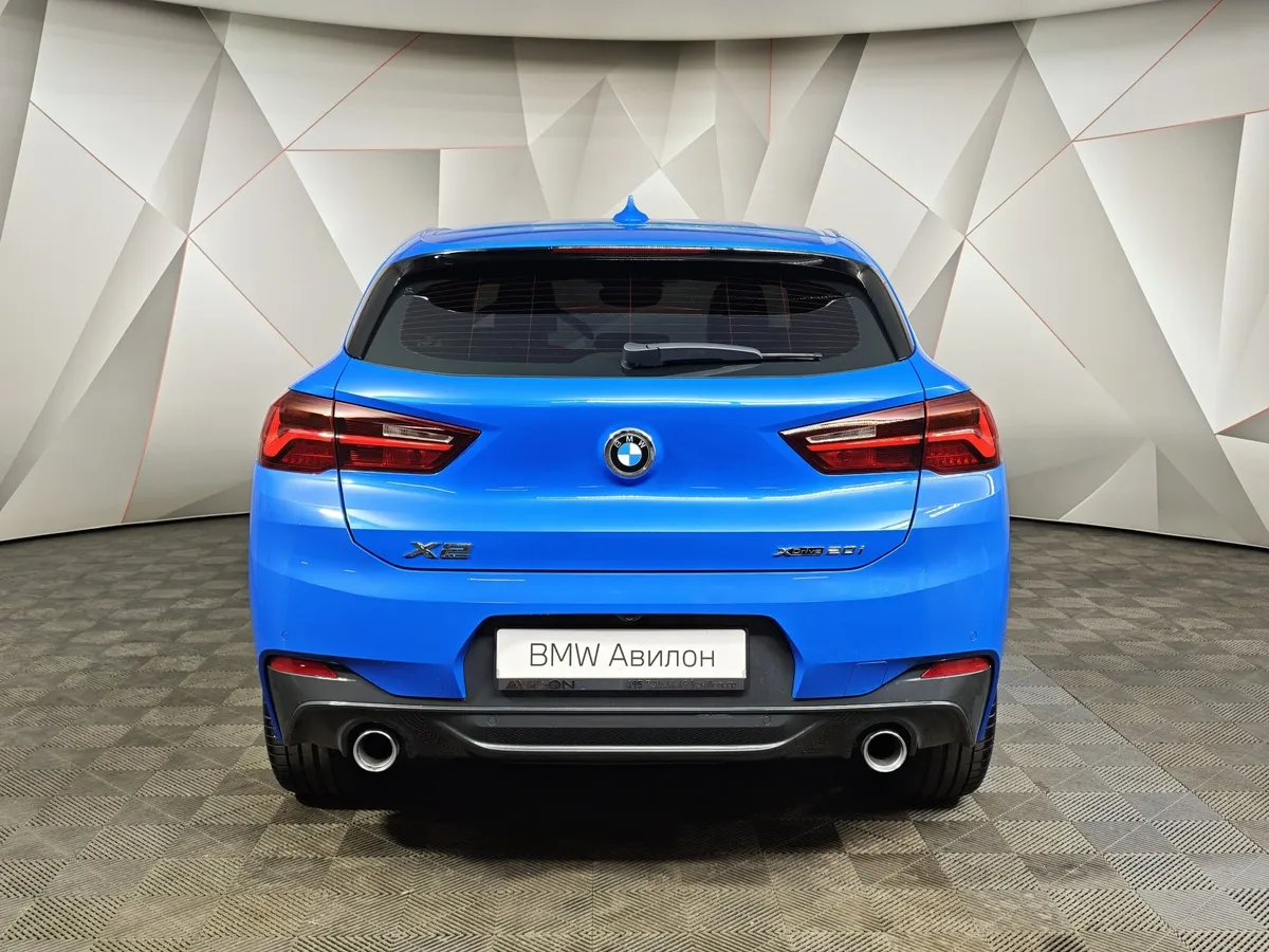 BMW X2 20i xDrive AT (192 л.с.) M Sport Синий в АВИЛОН. Слайд №4