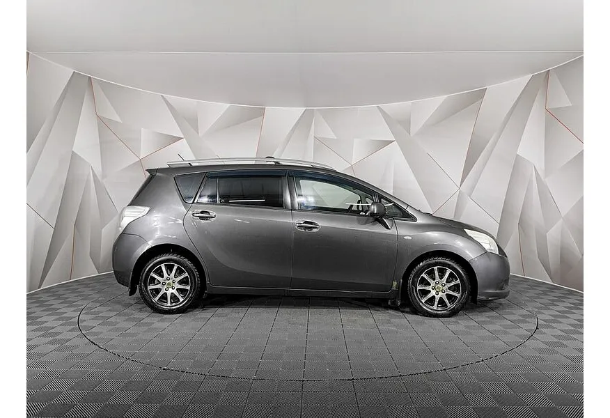 Toyota Verso 1.8 CVT (150 л.с.) Серый в АВИЛОН. Слайд №6