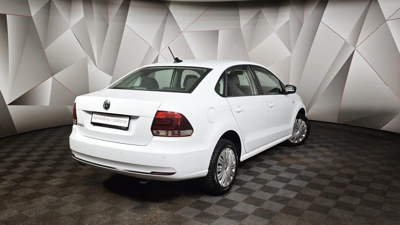 Volkswagen Polo 1.6 MPI AT (110 л.с.) Select Белый в АВИЛОН. Слайд №2