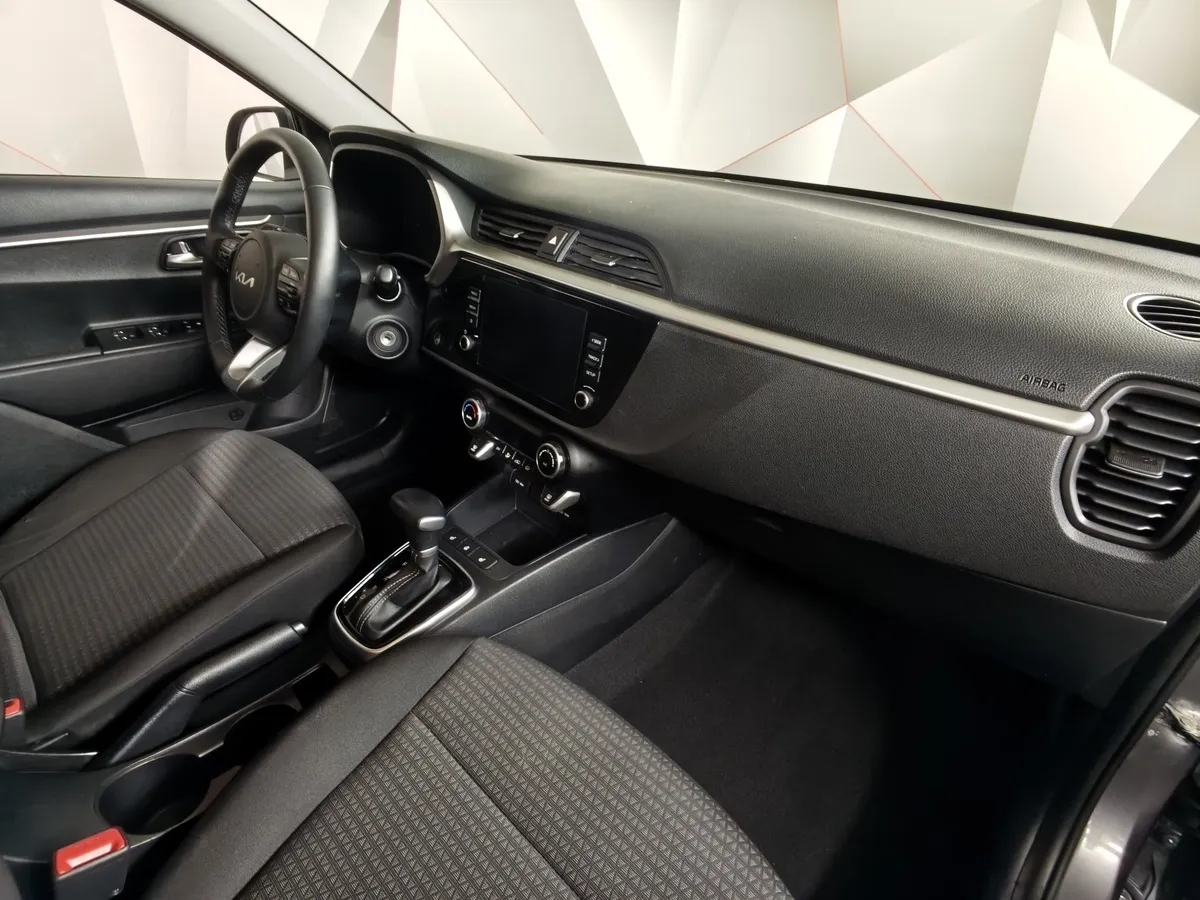 Kia Rio X 1.6 AT (123 л.с.) Prestige Серый в АВИЛОН. Слайд №13