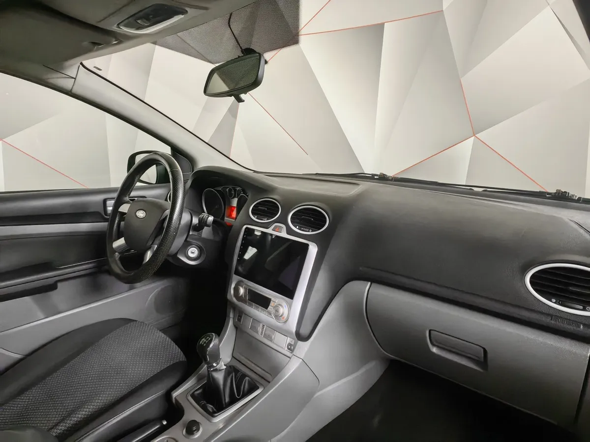 Ford Focus 1.8 MT (125 л.с.) Trend Черный в АВИЛОН. Слайд №12