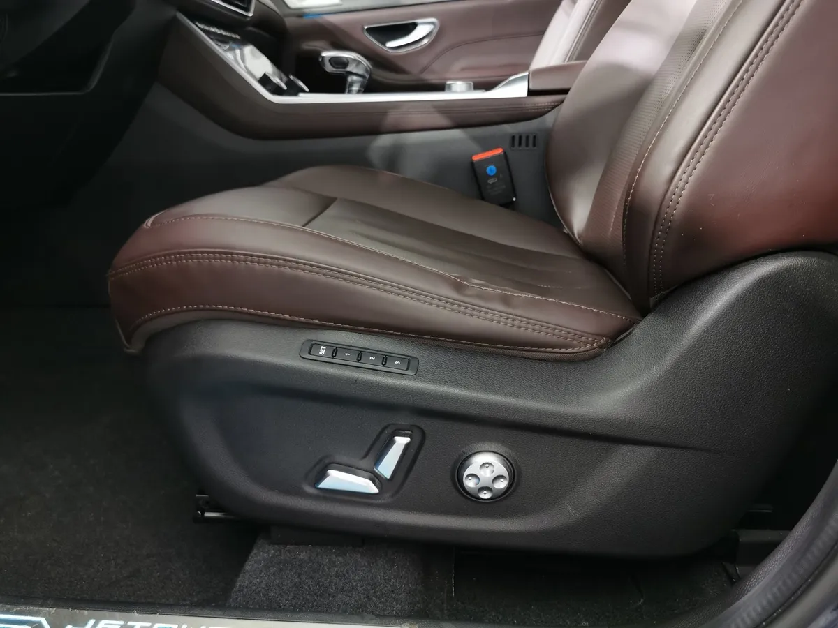 JETOUR X90 Plus 2.0T 7DCT 2WD (244 л.с.) Elite Синий в АВИЛОН. Слайд №20