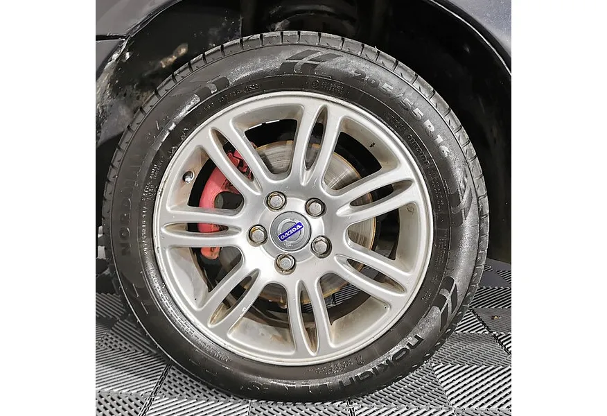 Volvo S60 2.4 AT (140 л.с.) Черный в АВИЛОН. Слайд №19
