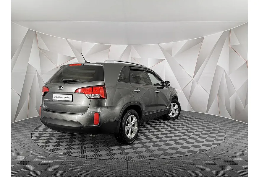 Kia Sorento 2.4 AT 4WD (175 л.с.) Luxe Серый в АВИЛОН. Слайд №2