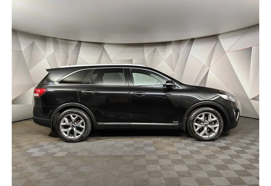 АВИЛОН - Kia Sorento 3.3 AT AWD (7 мест) (250 л.с.) Черный - slide 3