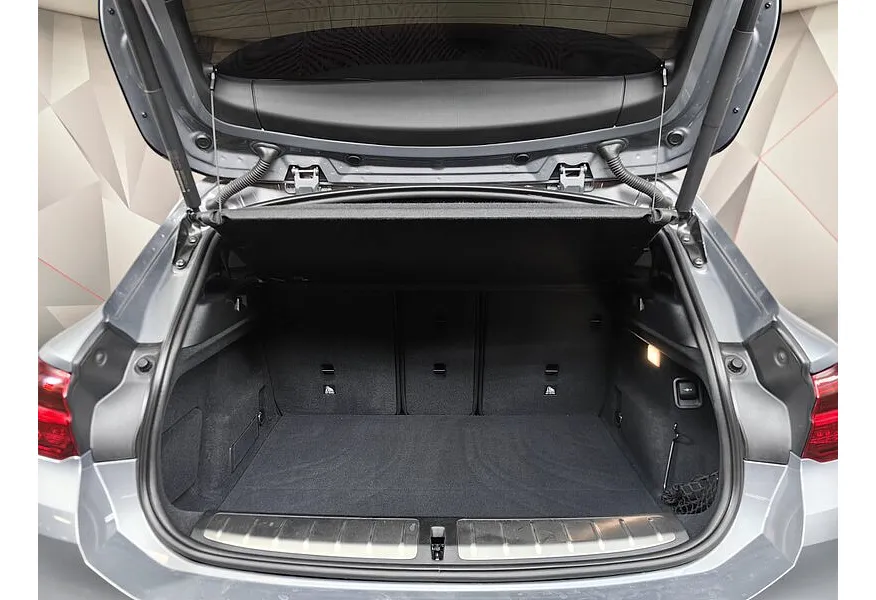 BMW X2 18d xDrive AT (150 л.с.) M Sport Серый в АВИЛОН. Слайд №9