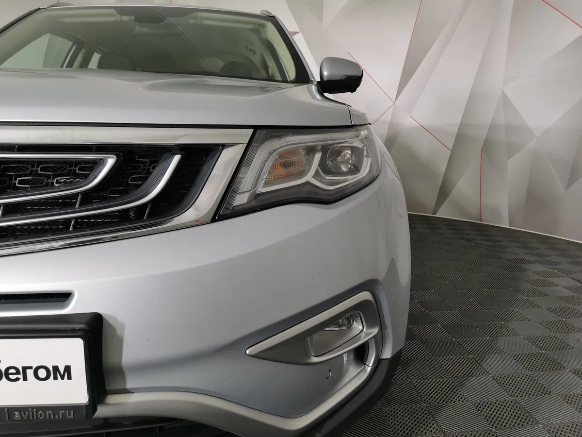Geely Atlas 2.4 AT AWD (148 л.с.) Серый в АВИЛОН. Слайд №10