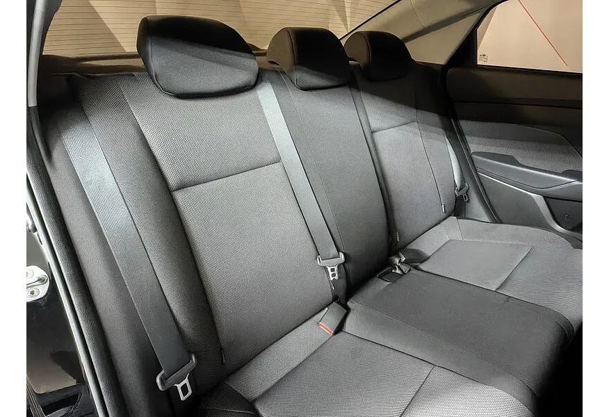 Hyundai Solaris 1.6 AT (123 л.с.) Elegance Черный в АВИЛОН. Слайд №17